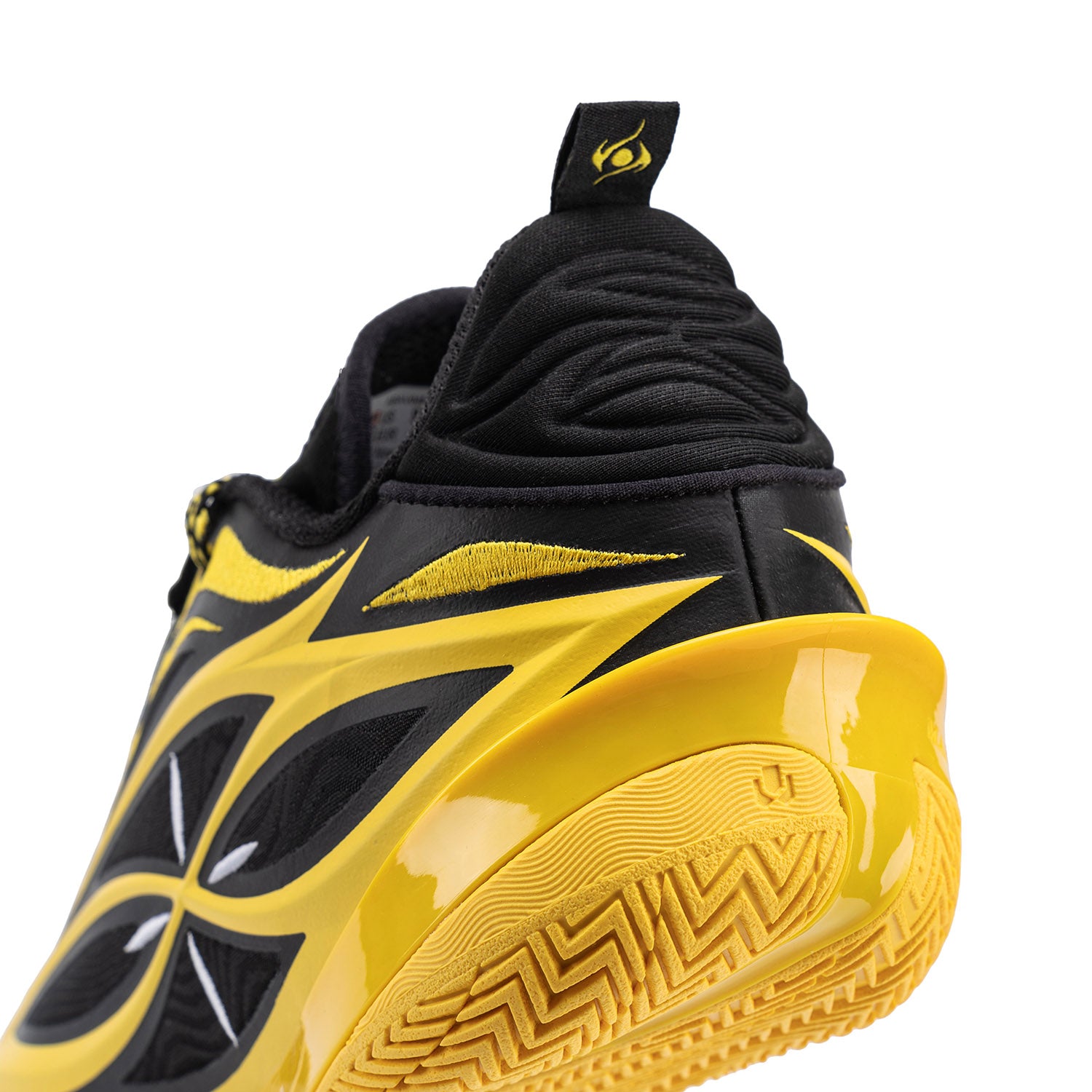 Wade 808 5 Ultra V2 「警戒」｜リーニンバッシュ｜LINING