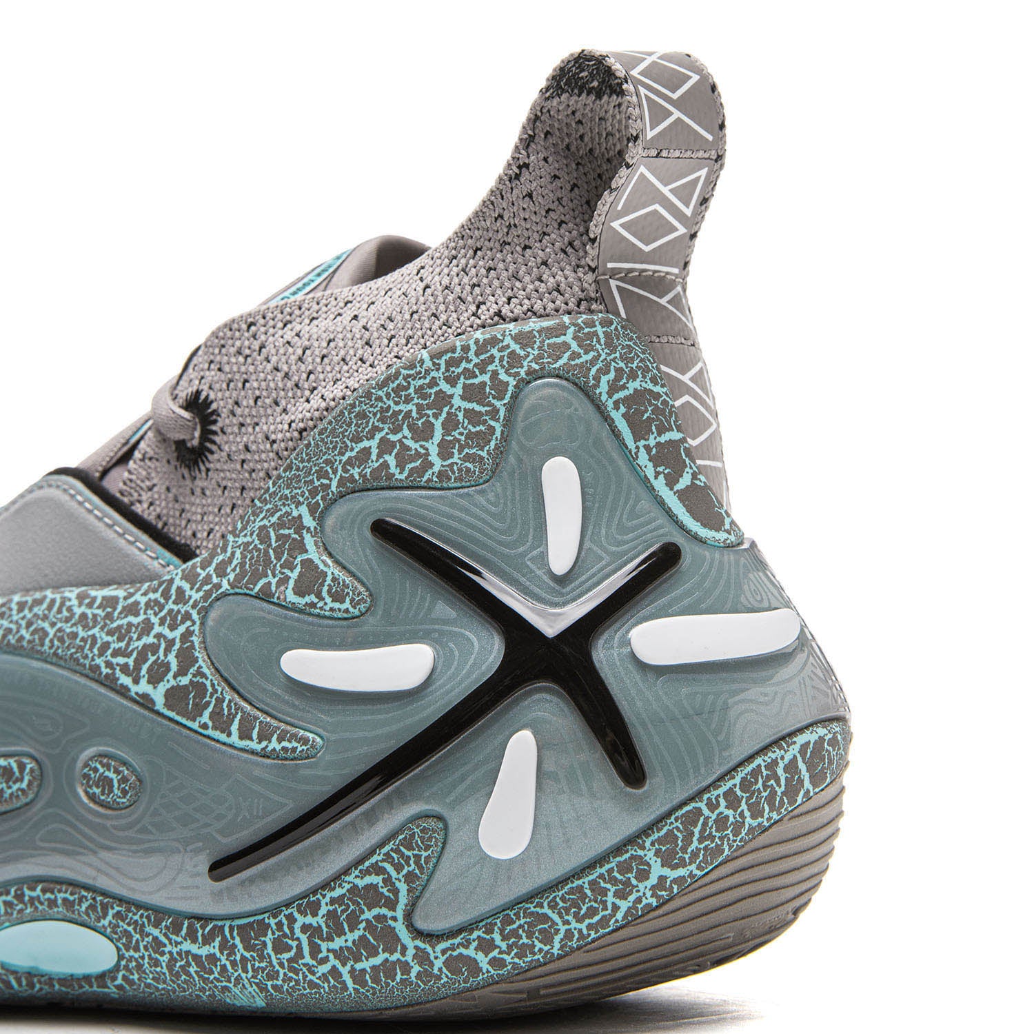 way of wade11 27.5 1ヶ月使用 Way of Wade 11 「自由」｜ウェイドバッシュ｜LININGバッシュ