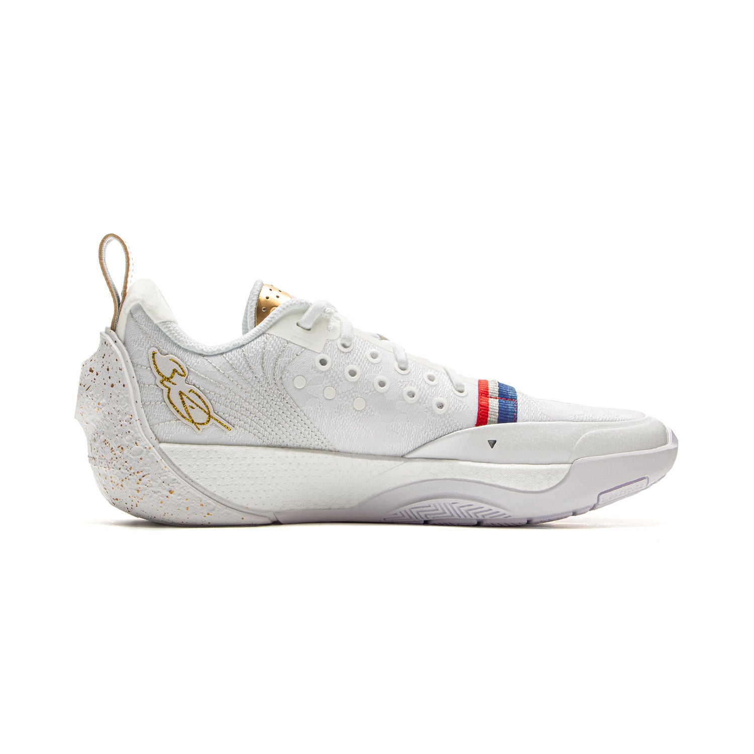 「新品即日発送」リーニンWade All City 13オレンジ　US9.5！ リーニン・ウェイド オールシティ 13「オールレンジ」