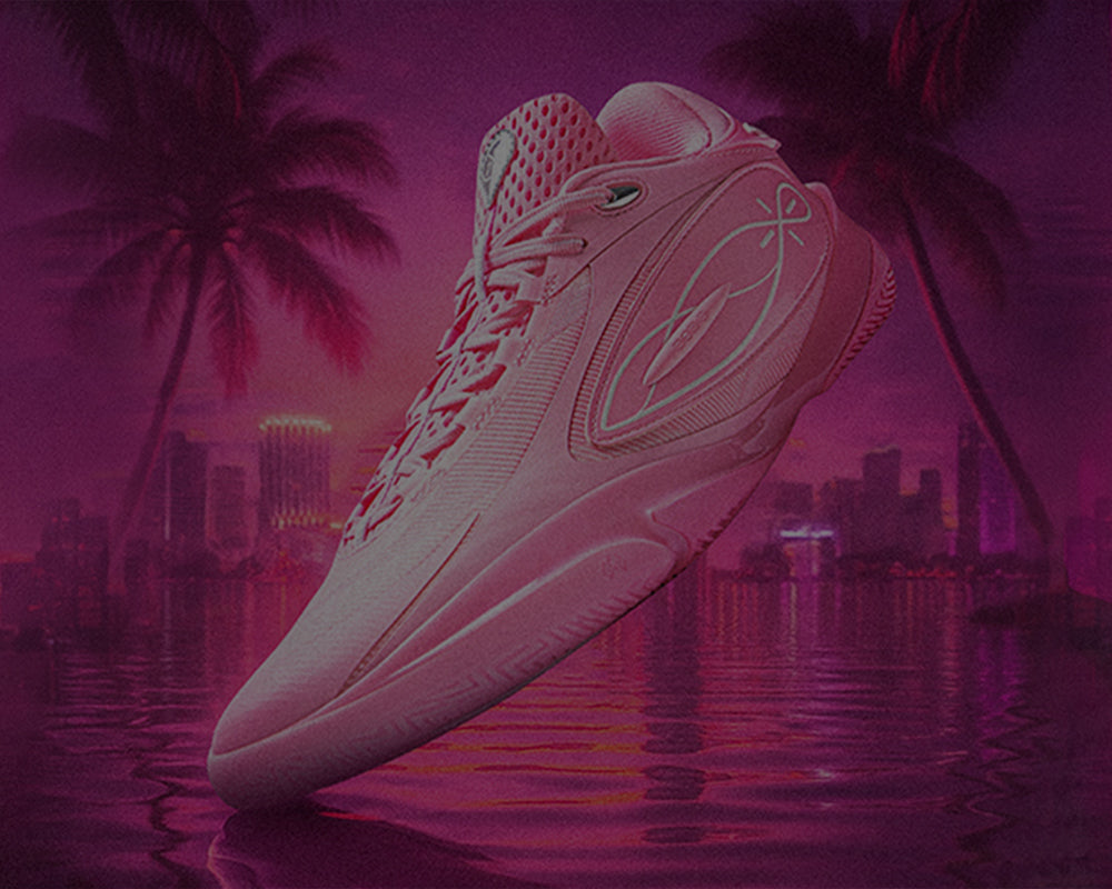 【新品未使用品】　Wade 808 5 Ultra 「誕生日」 高性能シューズ Wade 808 5 Ultra 